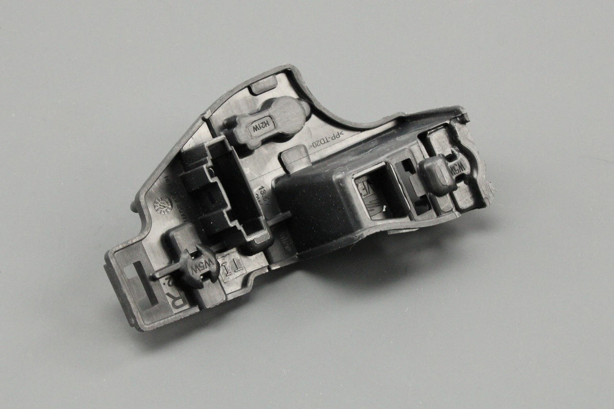 SEAT Leon 2013-2020 RHD bulb holder (inner rear right) 5F0945232A