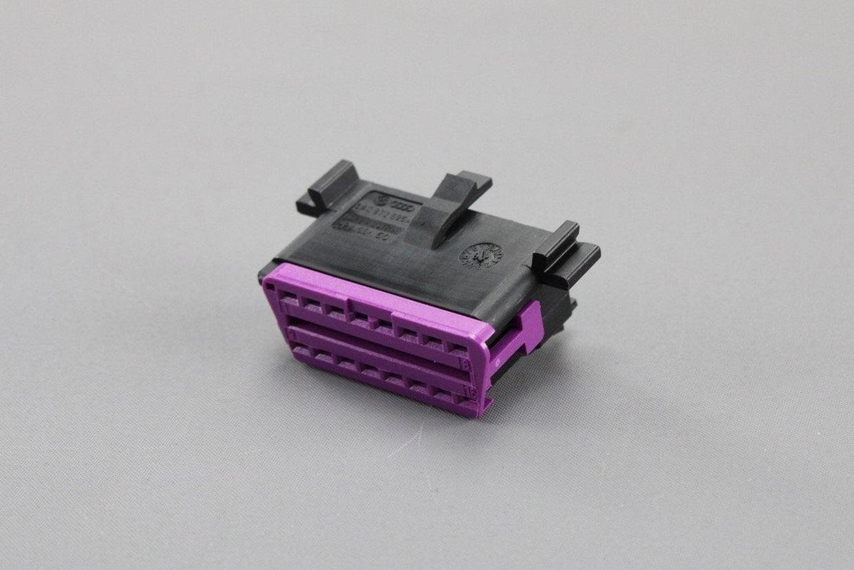 VW Audi Skoda SEAT Onboard Diagnostic (OBD) plug replacement 3A0972695A