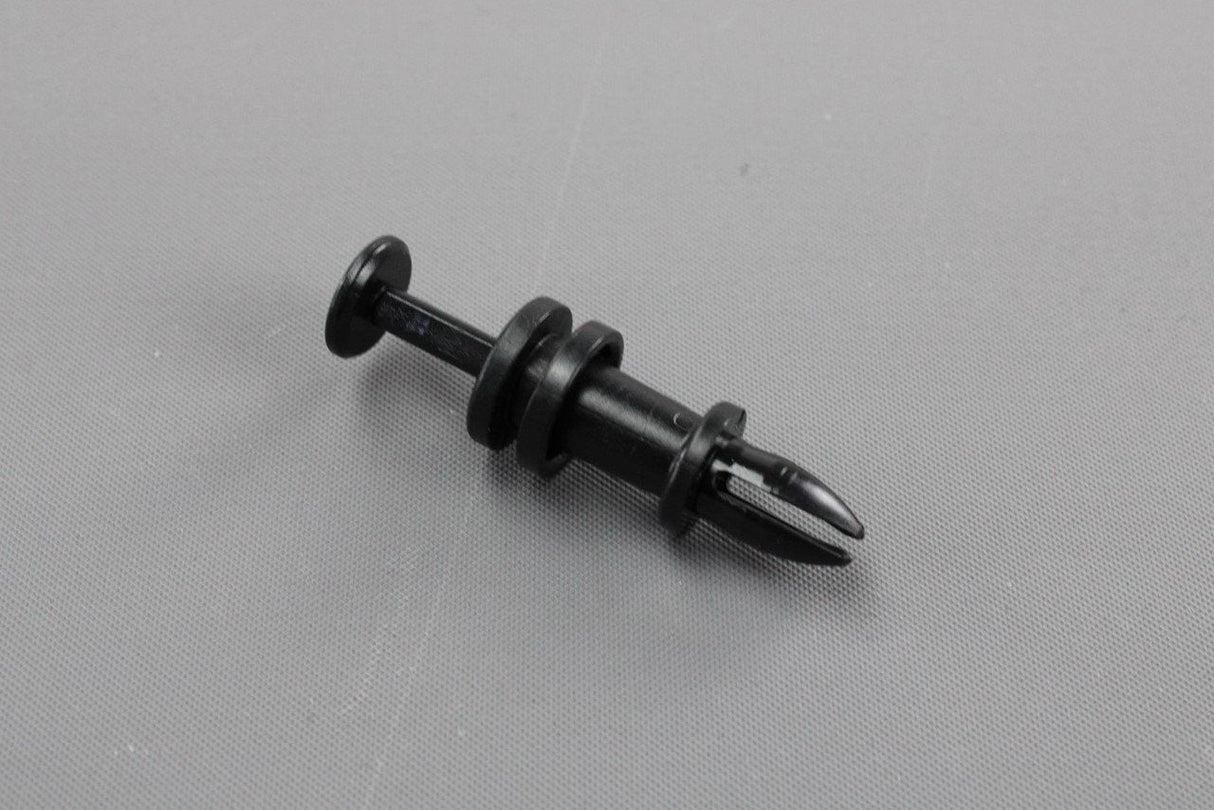 VW Skoda SEAT plastic spreader rivet for heater controls (x1) 2Q0807300