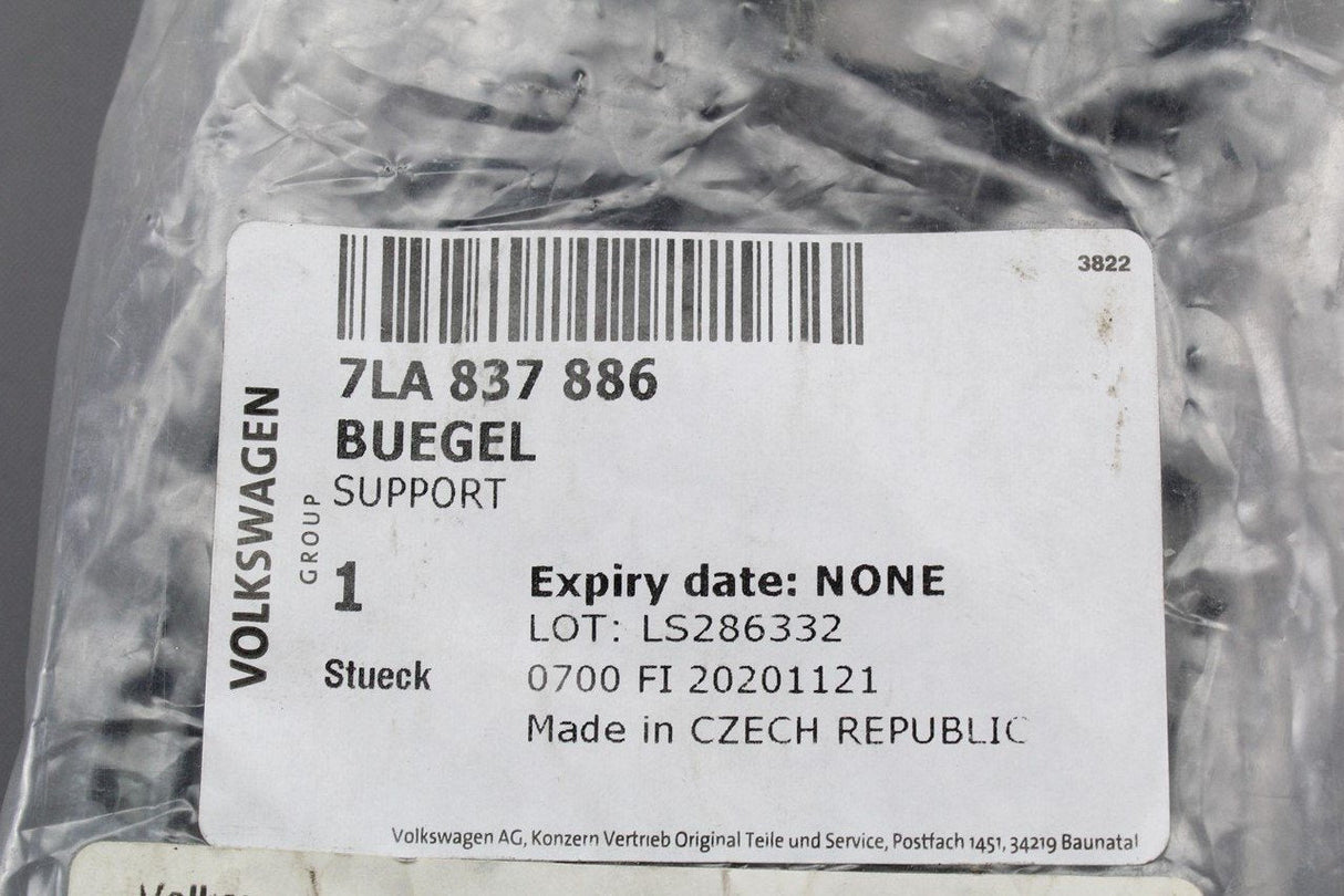 VW Transporter T6.1 20- door handle mounting bar (front right) 7LA837886