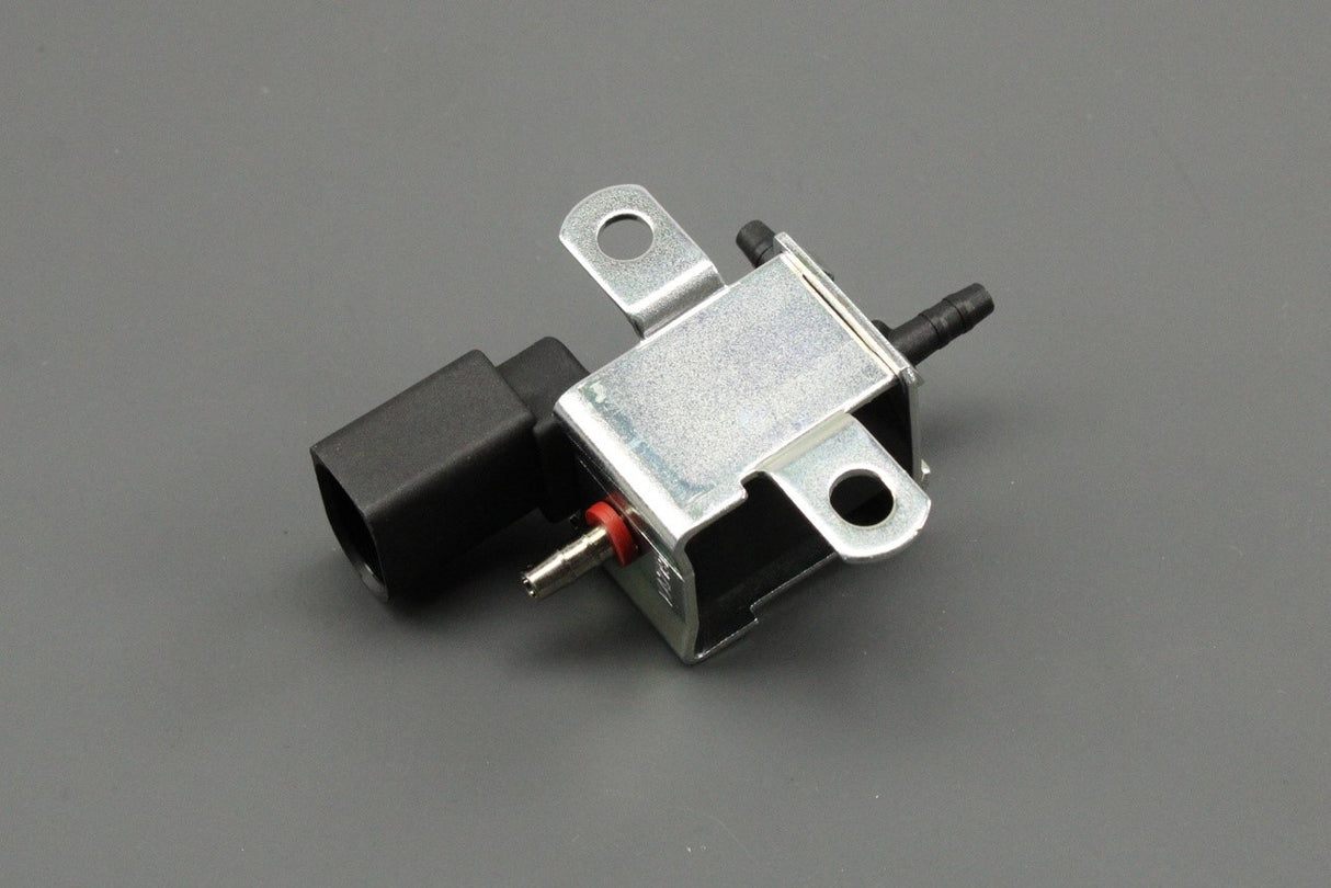 VW Beetle Skoda Octavia SEAT 1.9 TDI vacuum solenoid valve 06A906283F
