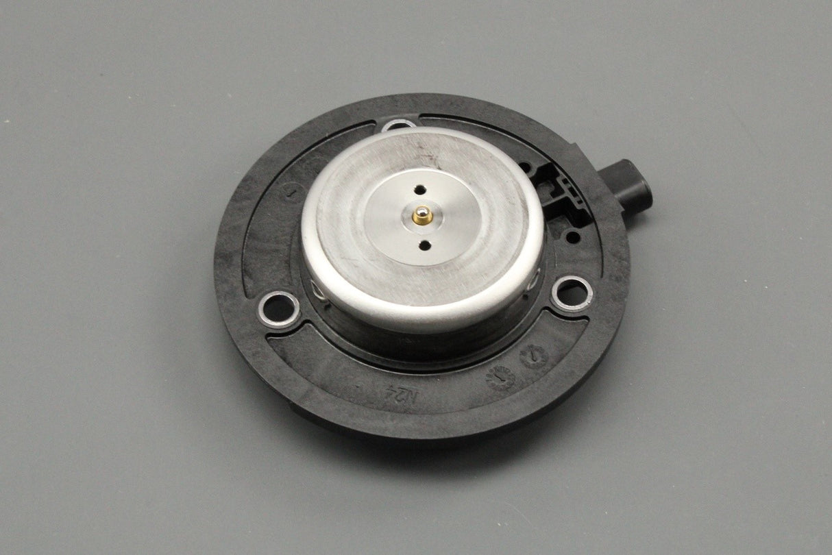 VW Golf Audi A3 Skoda SEAT Leon 1.8 2.0 TSI camshaft magnet 06L109259D