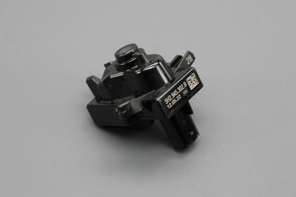 VW Golf MK8 2020-on wing mirror puddle entry light (right) 5H2945302B