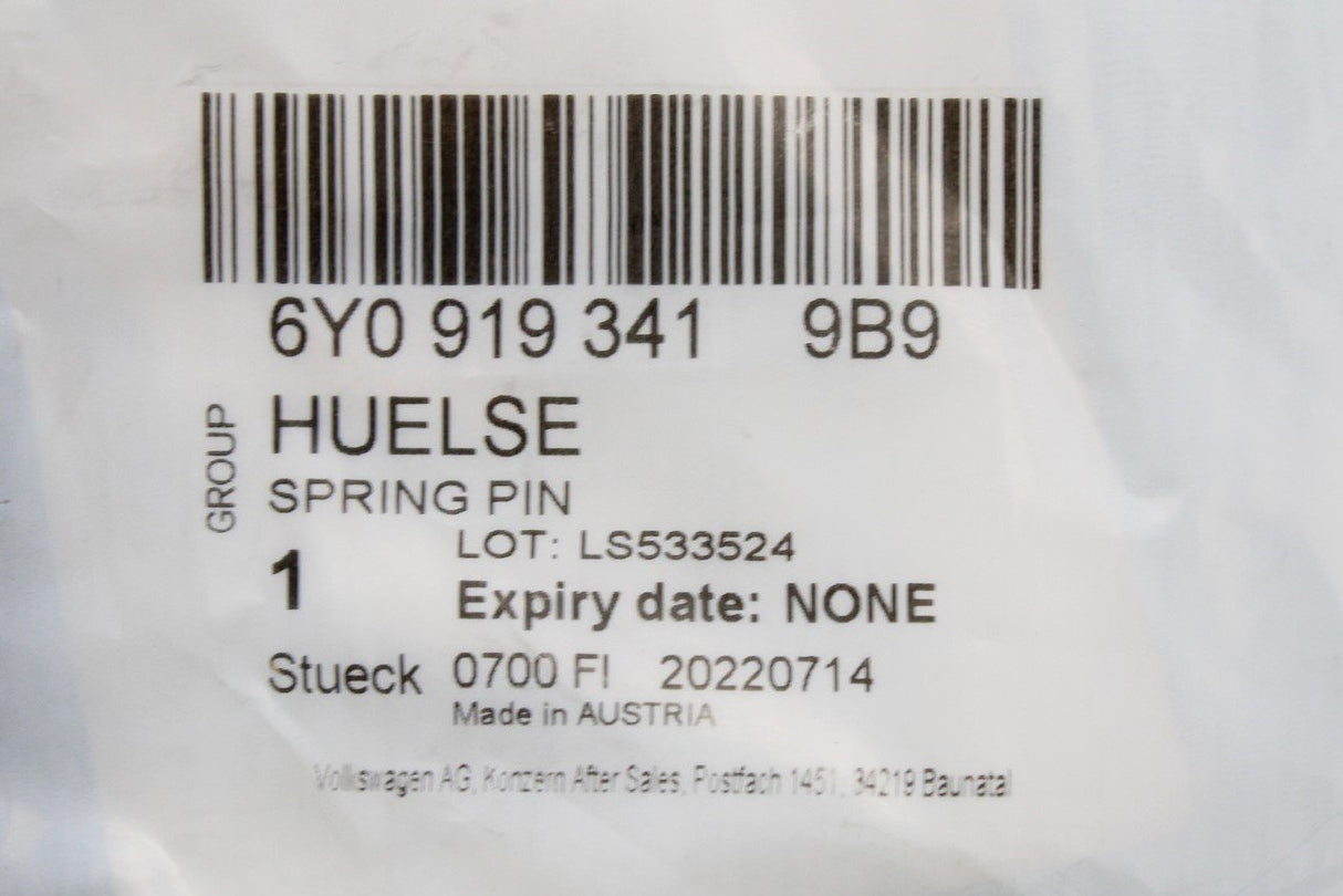 VW Audi Skoda SEAT 12v power outlet socket sleeve (black) 6Y0919341 9B9