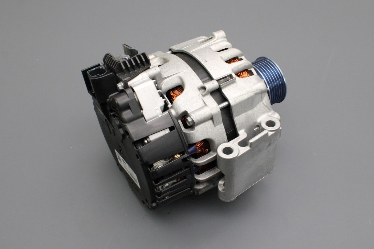 Audi A4 16-25 A5 17-25 A6 A7 Q5 2.0 TFSI alternator (210A) 06L903018H