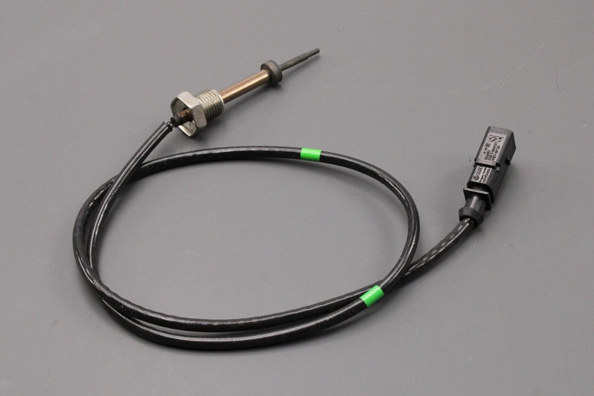 VW Skoda 2.0 TDI exhaust gas temperature sensor (pre-cat) 04L906088DJ