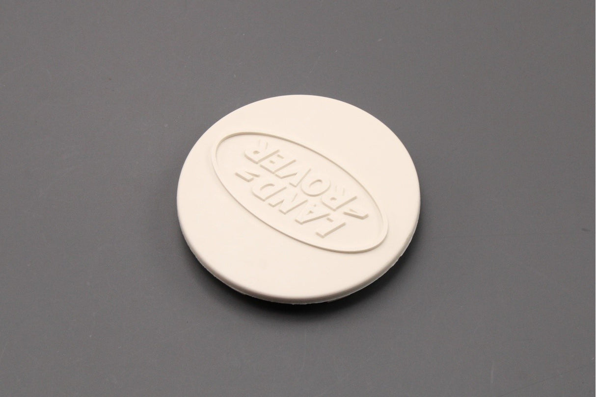 Land Rover Defender 1987-2016 steel wheel centre cap ANR3861