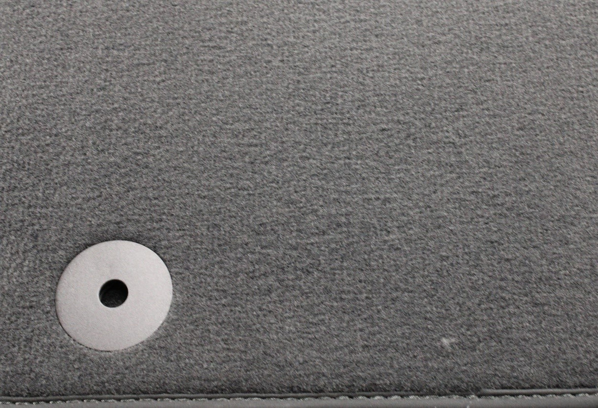 Audi A1 2011-2018 RHD carpet floor mats (front) 8X2863691A WL6