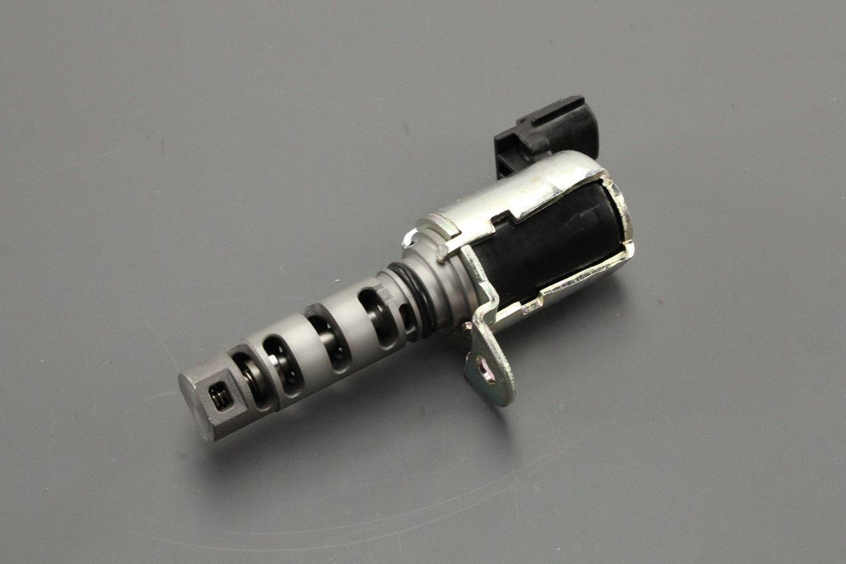 Toyota RAV4 2000-12 Lexus ES240 06-12 camshaft timing sensor 15330-28020