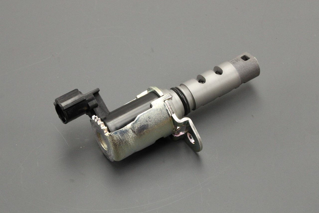 Toyota RAV4 2000-12 Lexus ES240 06-12 camshaft timing sensor 15330-28020