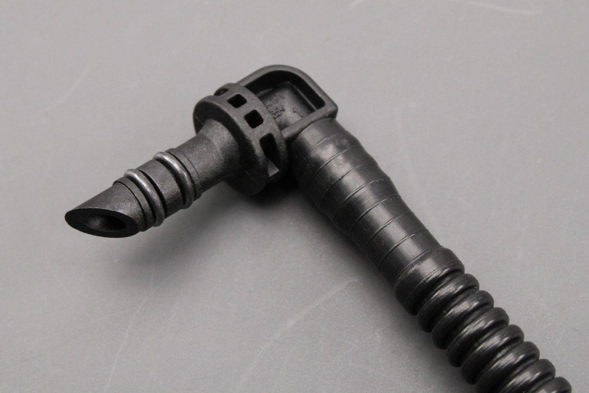 Land Rover Defender 2007-2016 manual gearbox vent hose LR005149