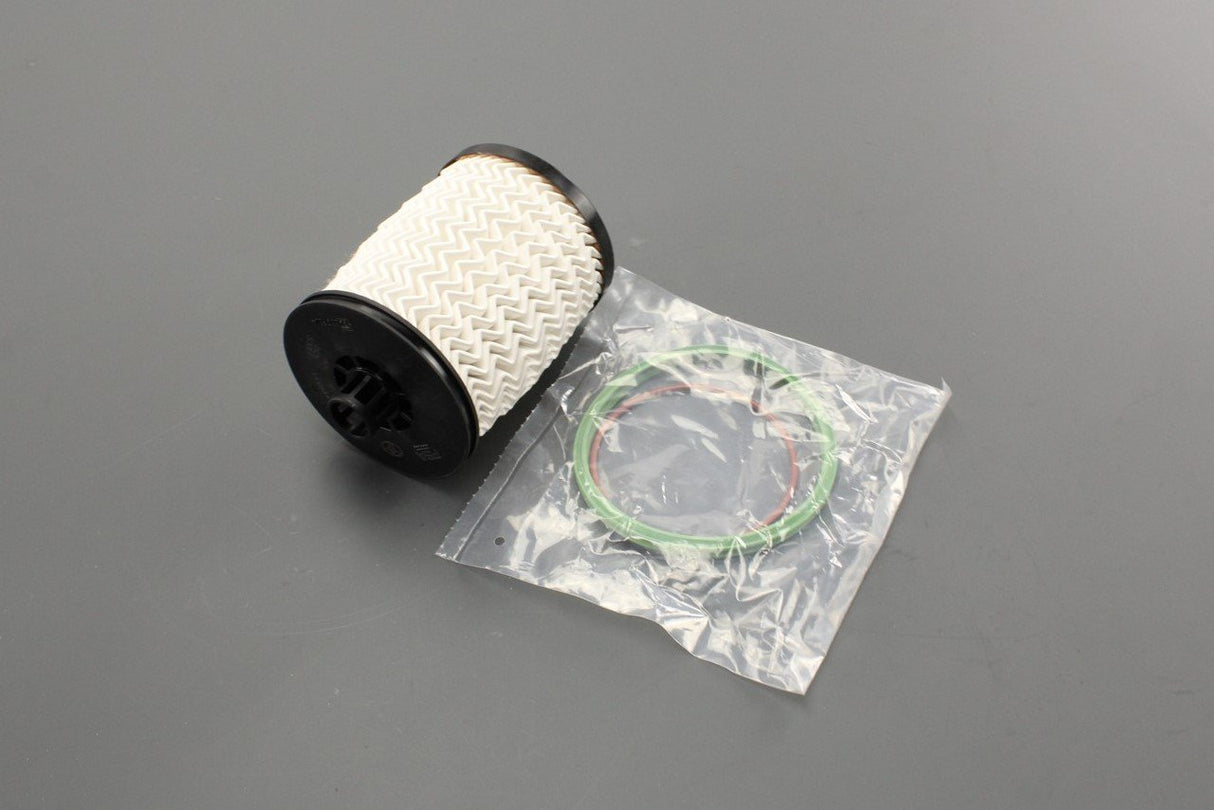 Toyota Proace 2016-on fuel filter element SU001-B3209