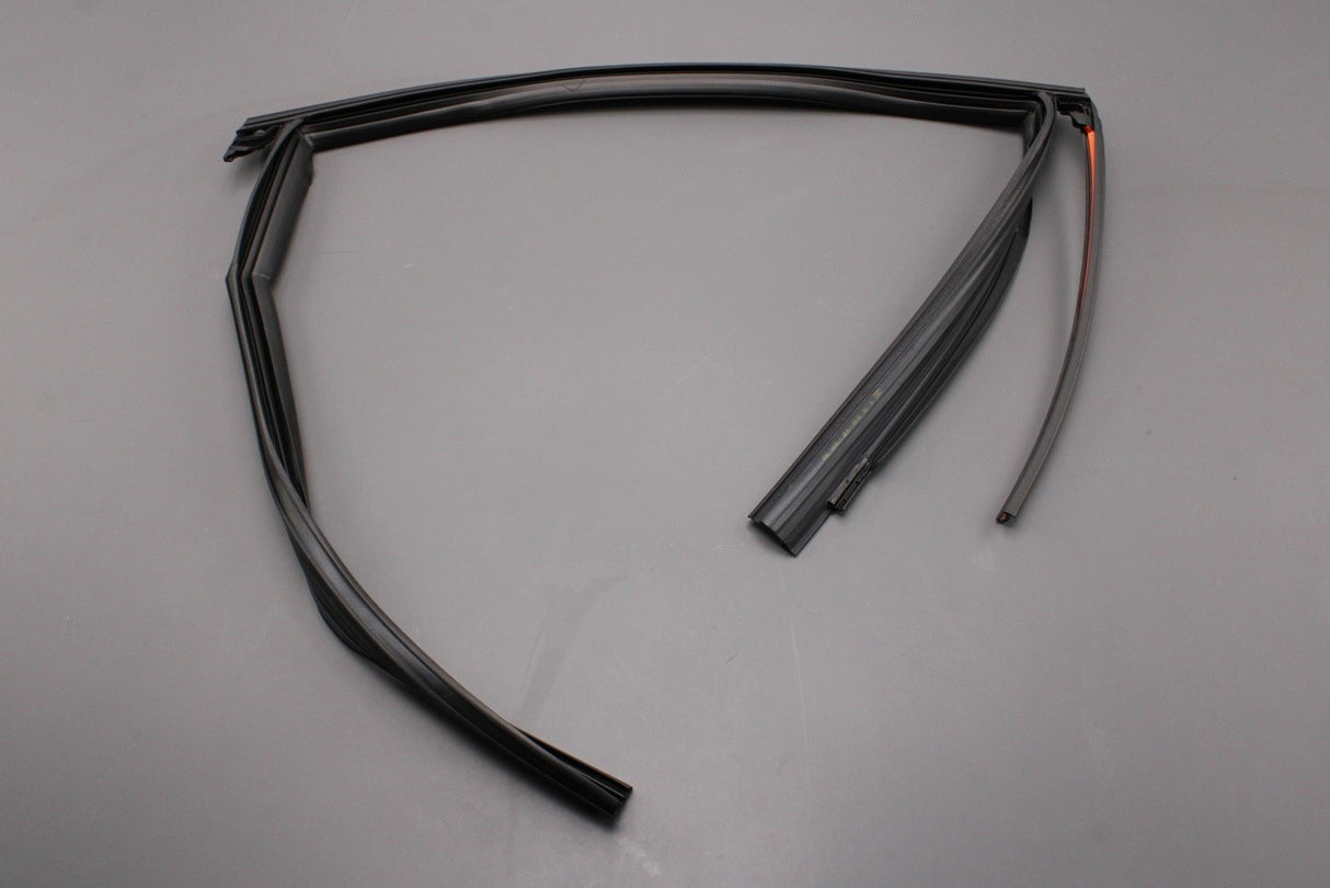 Audi Q7 2016-on door window guide seal (rear right) 4M0839432B