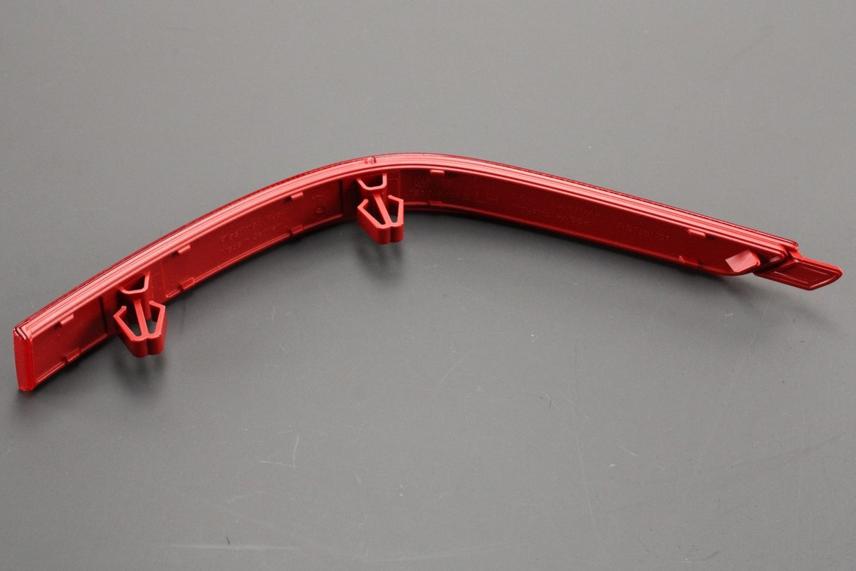 VW Transporter T6 T6.1 rear bumper reflector (left) 7E0945105E