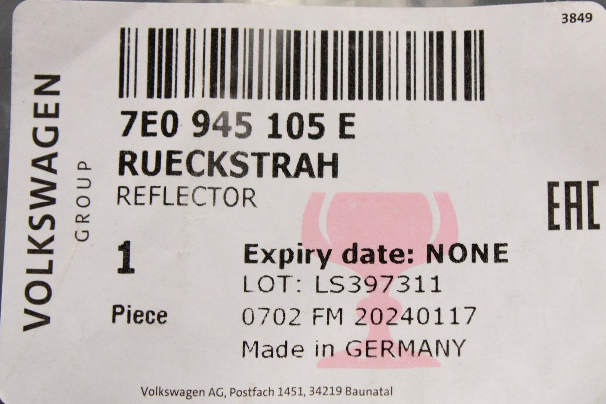 VW Transporter T6 T6.1 rear bumper reflector (left) 7E0945105E