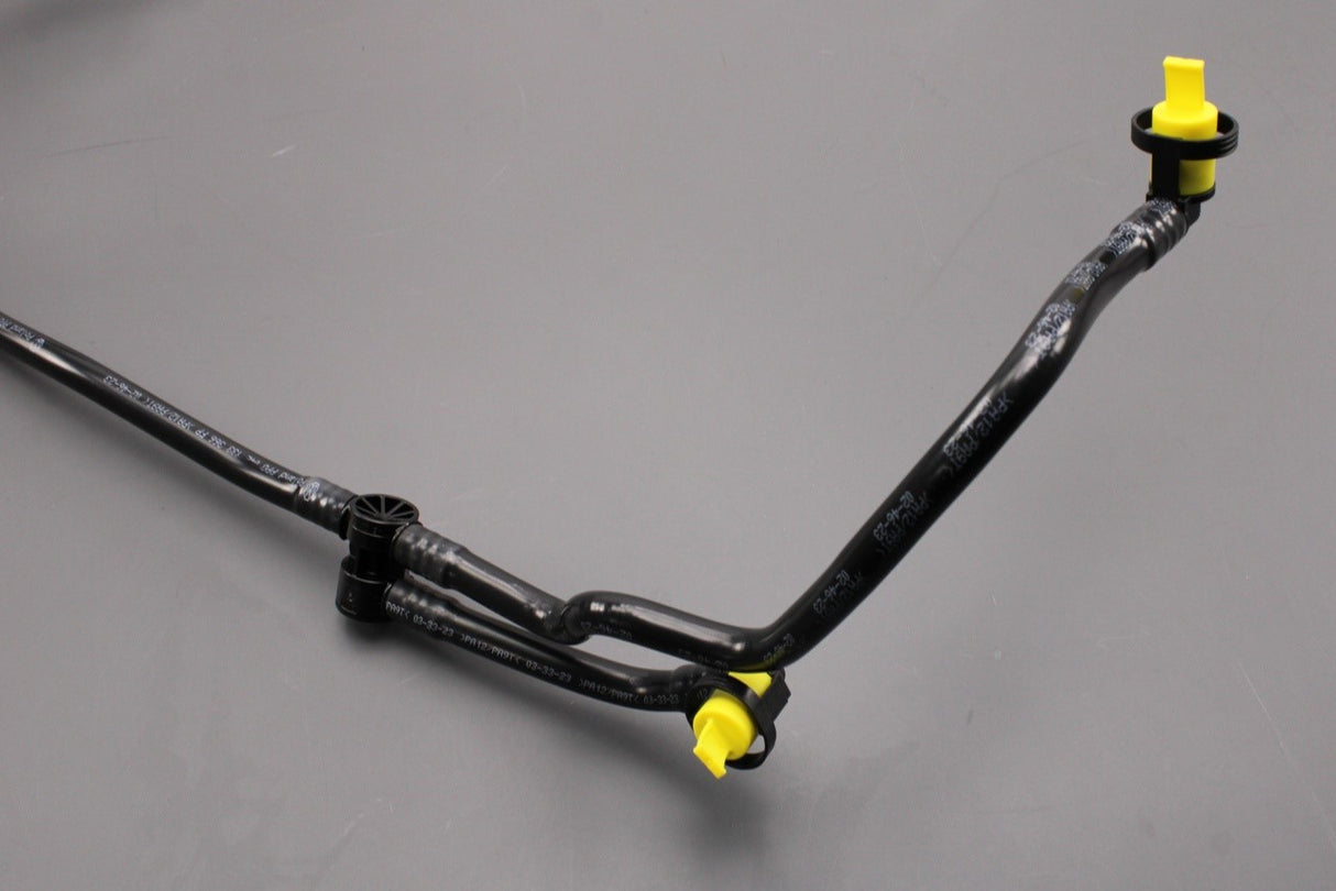 VW Sharan SEAT Alhambra 1.4 TSI breather hose with AKF valve 04E133366FP