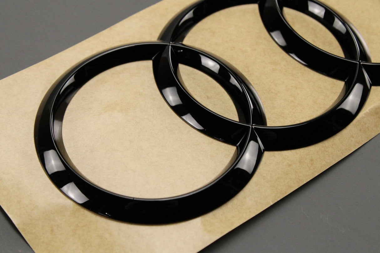 Audi e-Tron GT Q4 e-Tron 2021-on Audi rings logo emblem (rear) 4J3071802