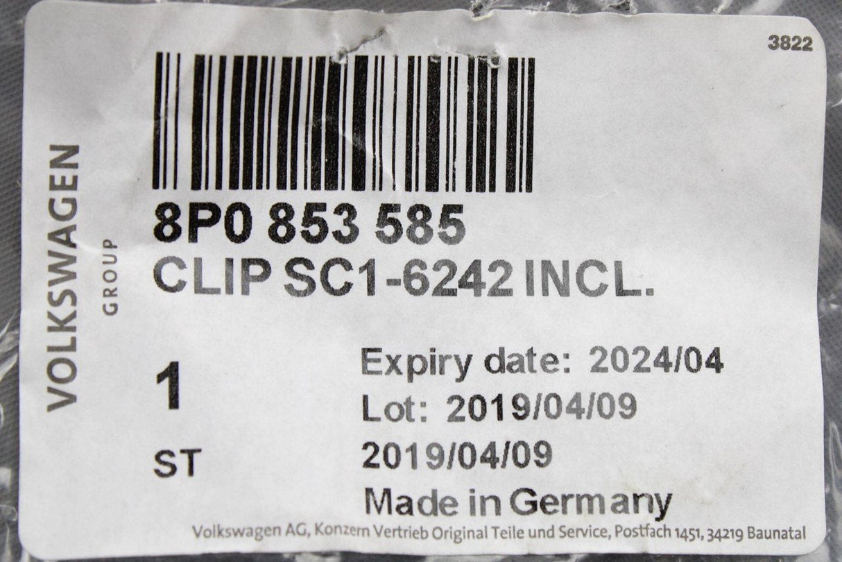 Audi S3 8P 2004-13 side skirt retaining clip (x1) 8P0853585