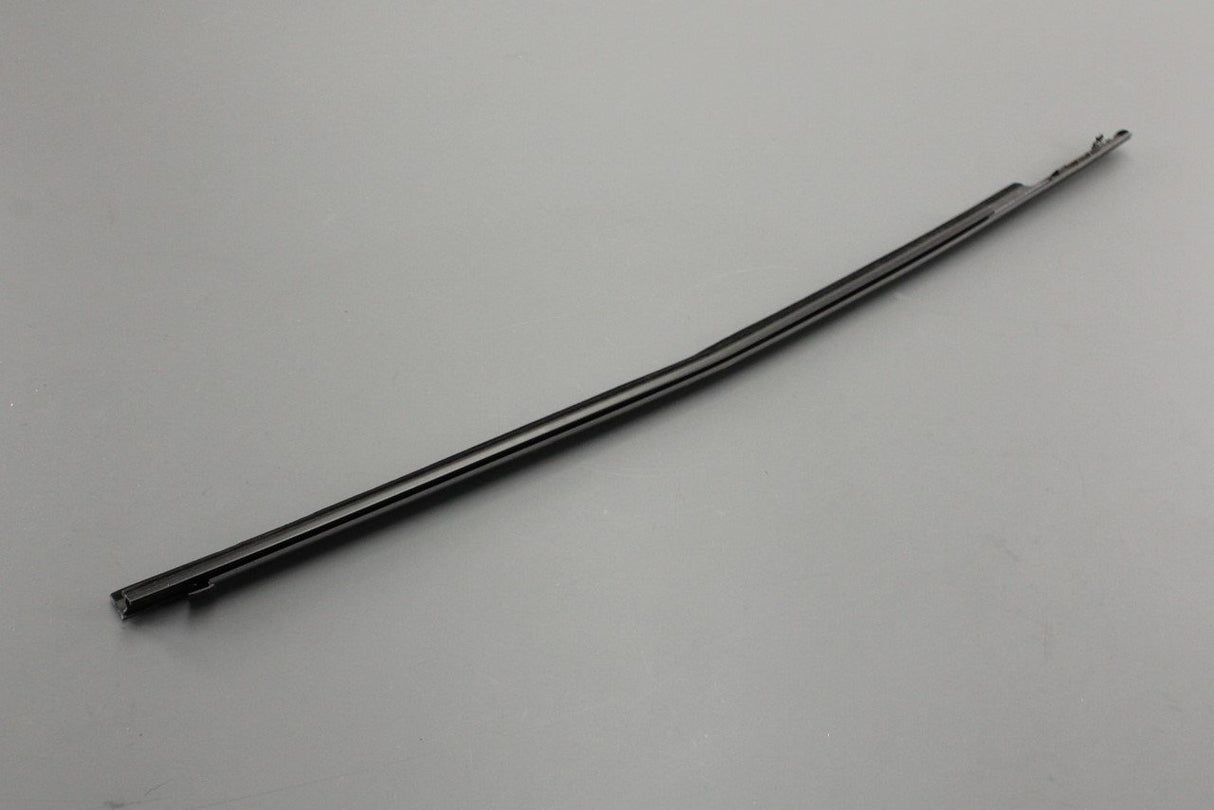 Toyota Yaris 11-20 window aperture seal (rear outer left) 68230-0D130