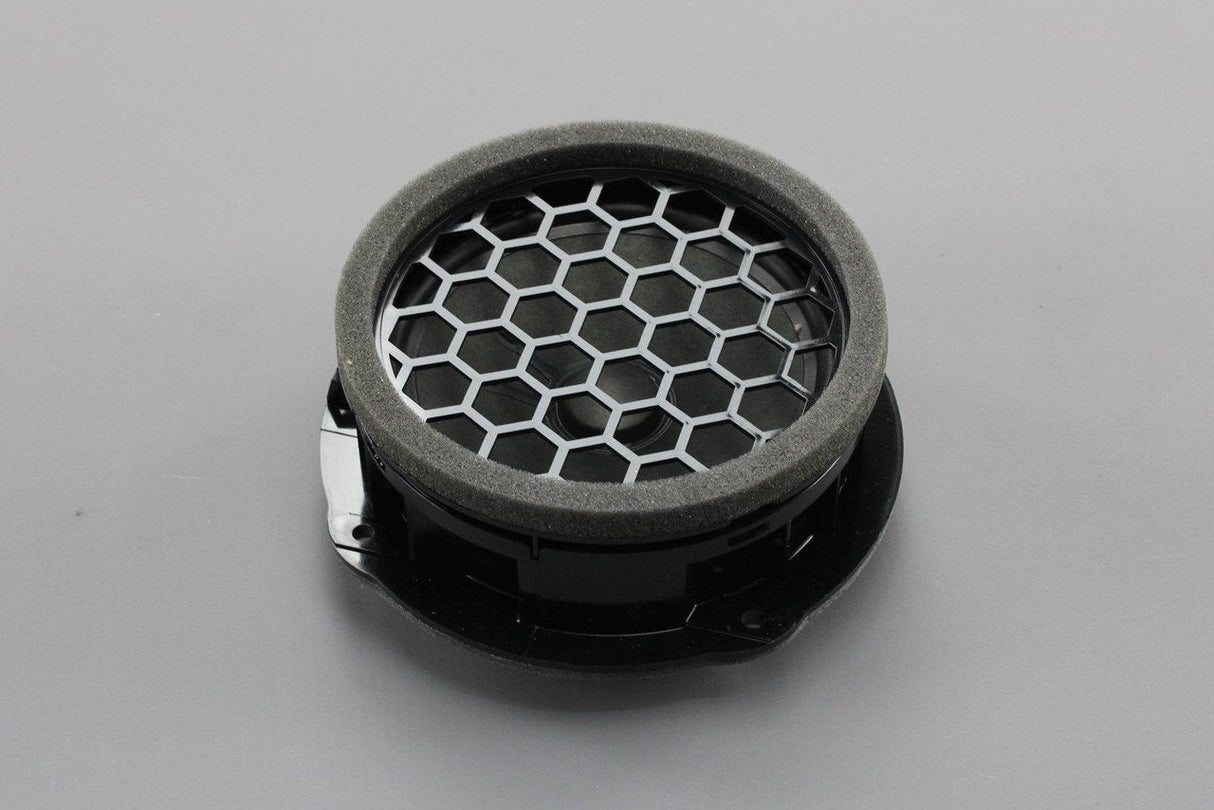 Skoda Superb Scala Karoq Kamiq front door mounted speaker 3V0035411L