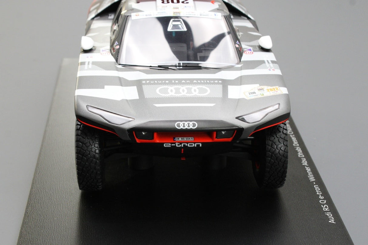 Audi collection RS Q e-tron dessert challenge model car 5022200151
