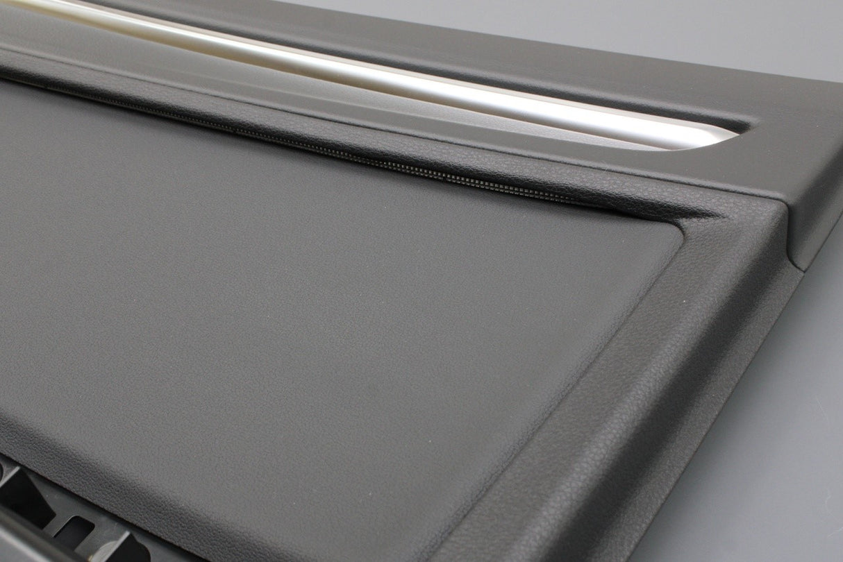 Audi Q3 RSQ3 front door card trim panel (right) 83B867104AB SWS