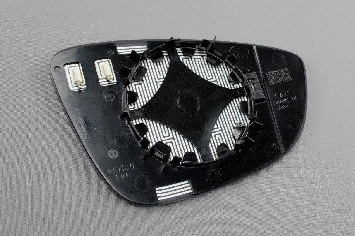 VW Jetta 2011-2018 exterior wing mirror glass (left) 5C6857521C