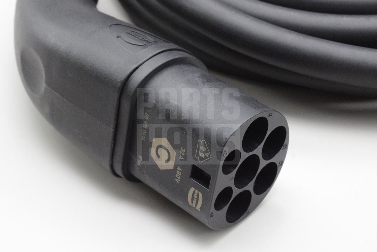 VW Touareg Audi Q4 e-tron Skoda CUPRA public charging cable 4N0971675C