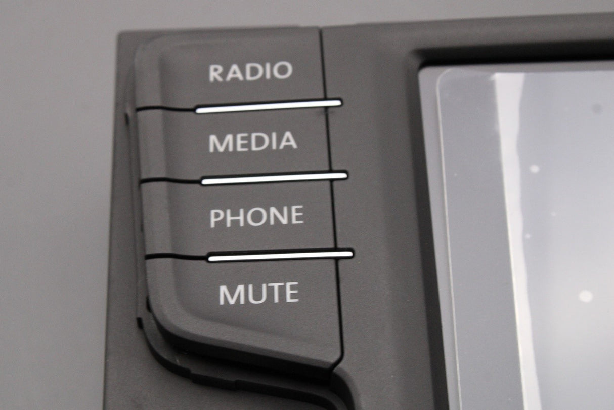 VW Golf MK7 Passat B8 Touran 2013-on head unit display 3G0919605