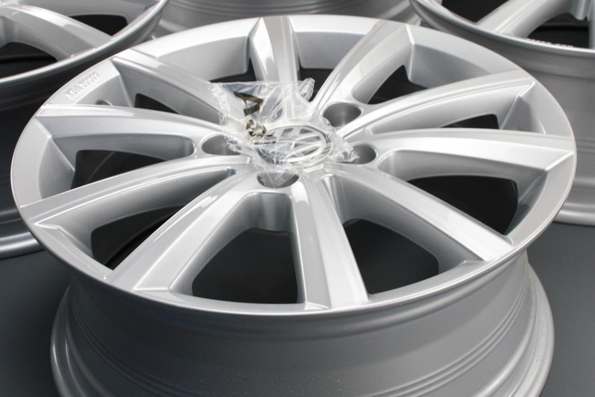 VW Touran Beetle T-Roc 16 inch Merano alloy wheels (x4) 5TA071496A 8Z8