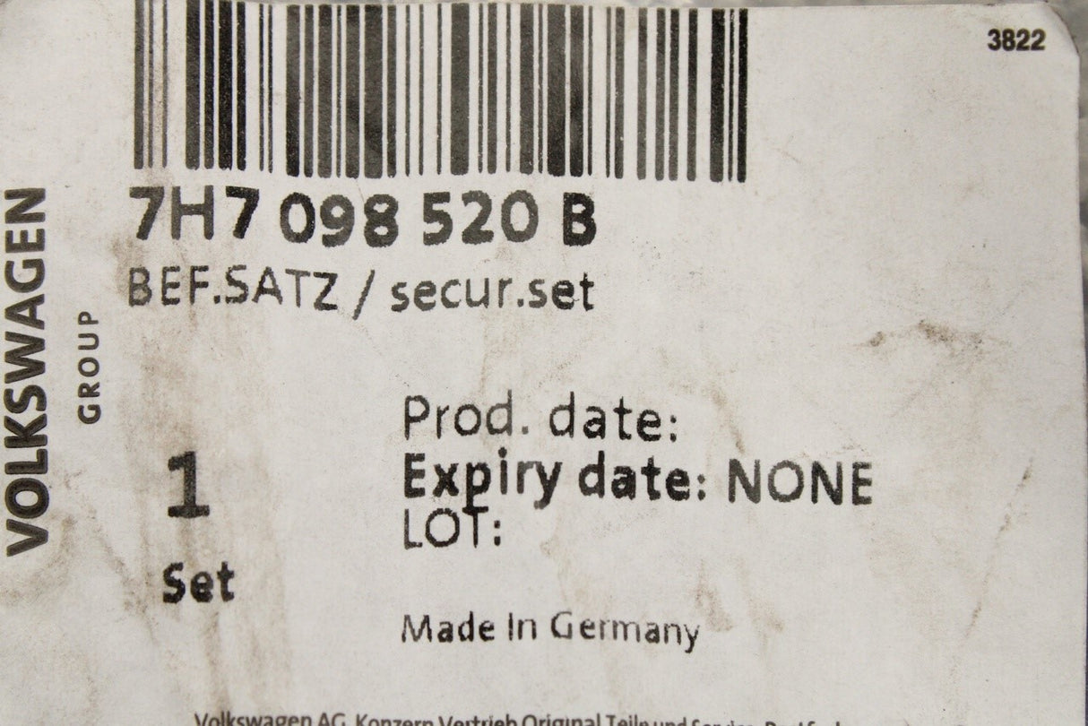 VW California T6.1 2020-on table top attachment kit 7H7098520B