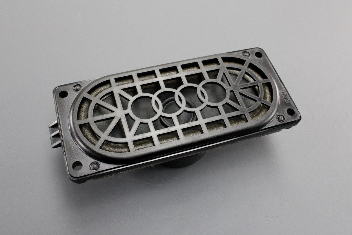 Audi A3 S3 RS3 8P 2008-13 dashboard centre speaker (BOSE) 8P0035362B