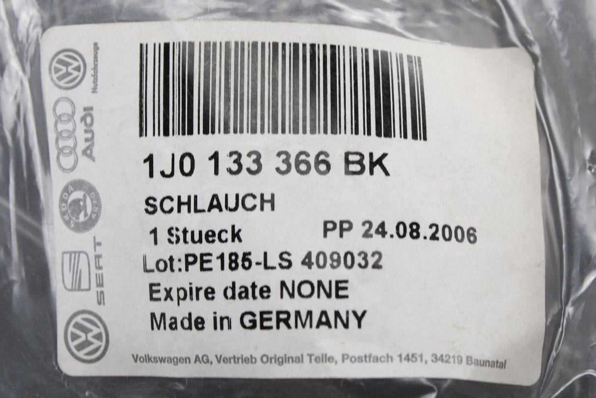 VW Golf MK4 R32 throttle body vacuum system connecting hose 1J0133366BK