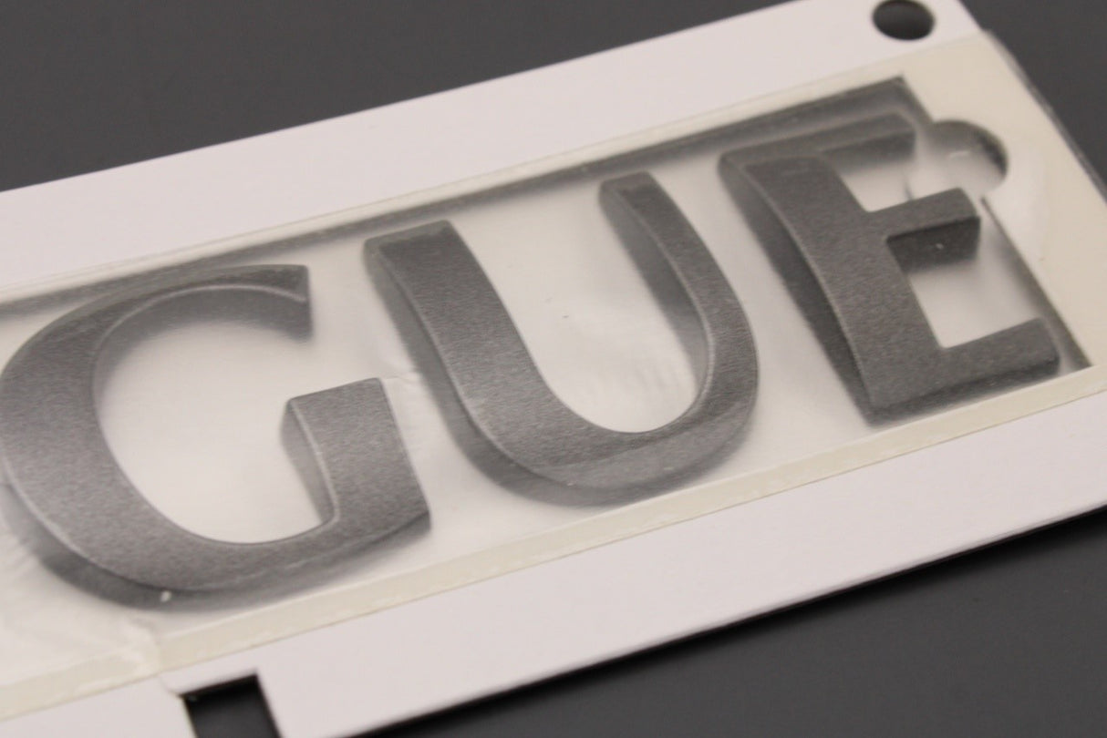 Range Rover 2002-09 'VOGUE' badge emblem (brunel metallic) DAM500031LQV