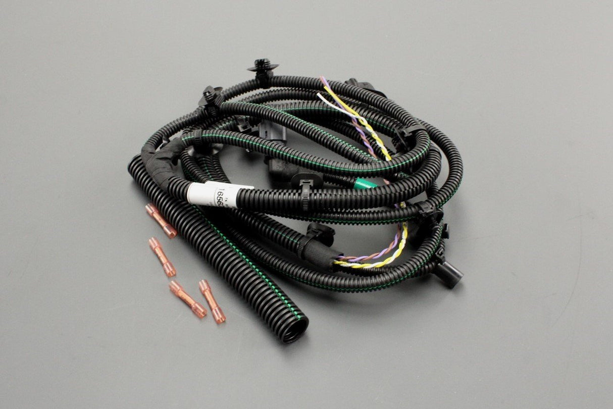 Toyota wiring harness kit SU001-B1674