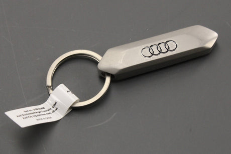 Audi logo stainless steel keyring 3182100400