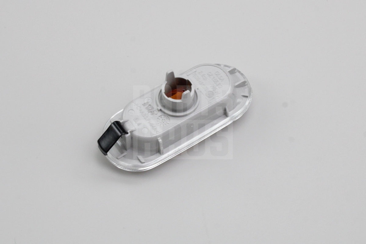 VW Amarok T5.1 Up Skoda Citigo SEAT Mii side wing indicator (x1) 7E0949117B