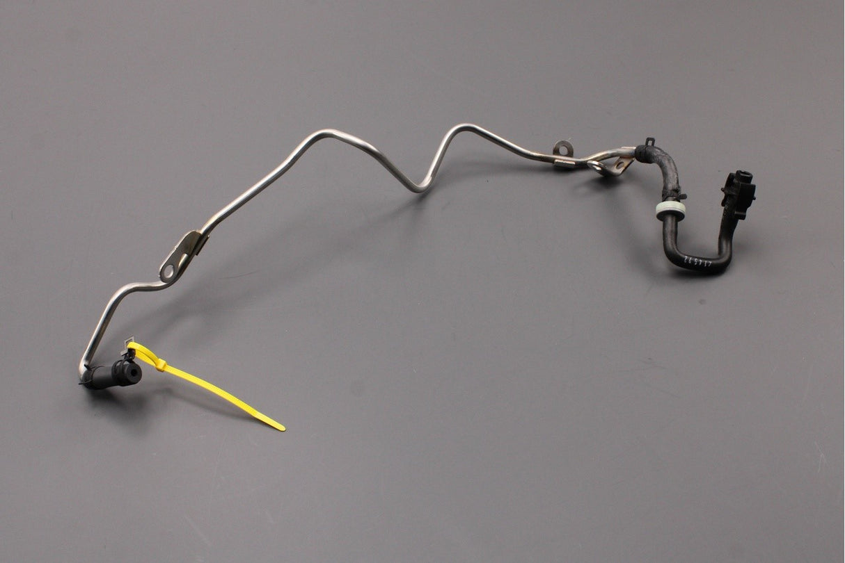 Land Rover Discovery 4 2010-2016 3.0L V6 turbo boost pipe LR084276