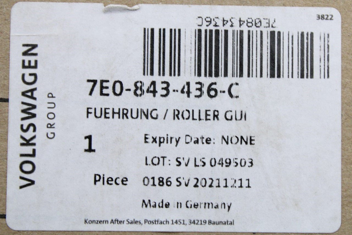 VW Transporter T5 T6 electric sliding door guide, right upper 7E0843436C