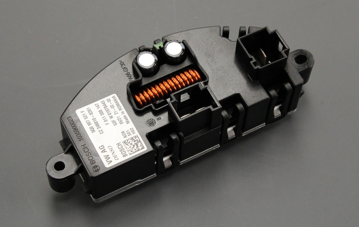 VW Golf Audi Q3 Skoda SEAT heater fan resistor control unit 5Q0907521F