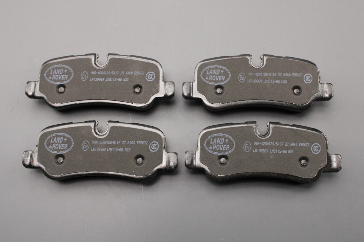 Land Rover Discovery 4 Range Rover Sport brake pad kit (rear) LR139969