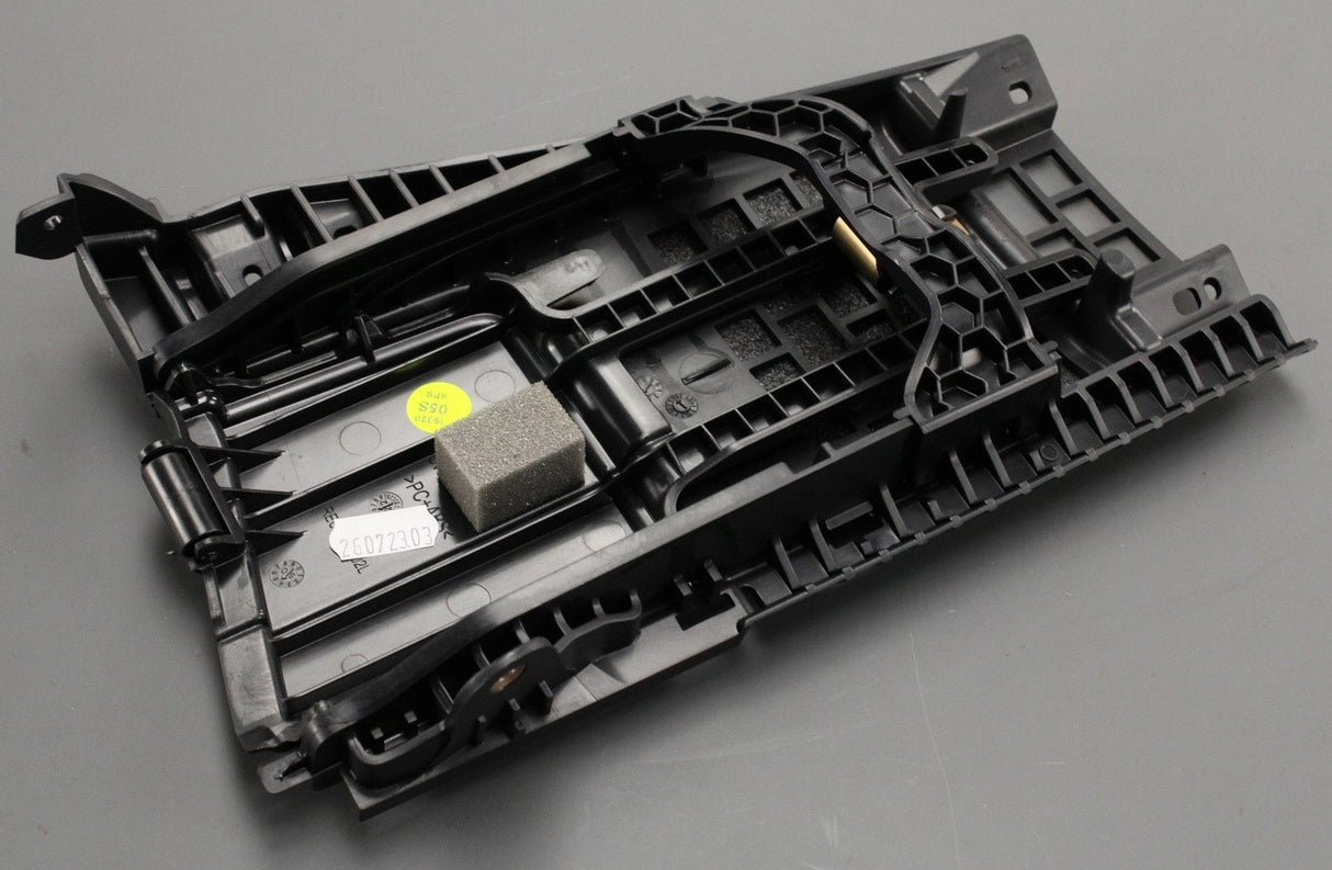Audi A5 S5 2017-on roof frame protrusion flap (right) 8W7868432 4PK