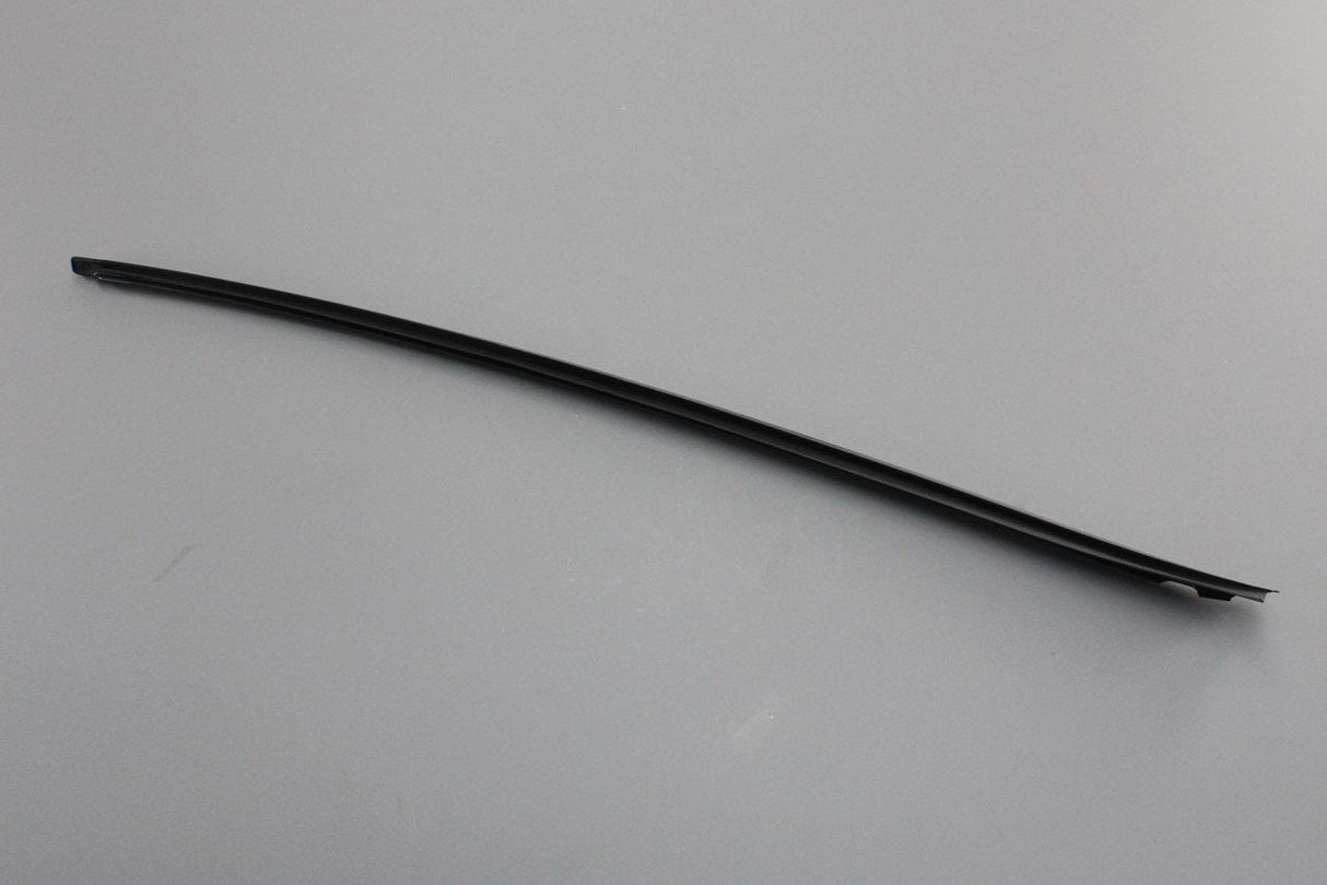 VW Golf MK7 MK7.5 windscreen side seal trim strip (left) 5G0854327B 5AP