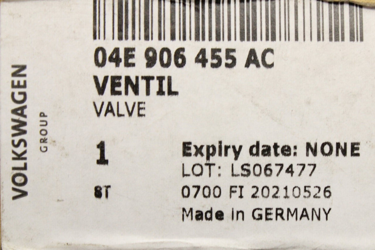 VW Golf Audi A3 Skoda SEAT camshaft control valve (1.5 TSI) 04E906455AC