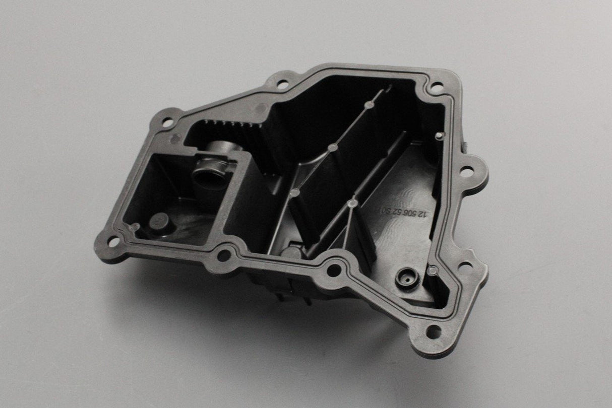 VW Golf Audi Q3 Skoda Rapid SEAT oil separator (1.2 & 1.4L) 04E103464AM