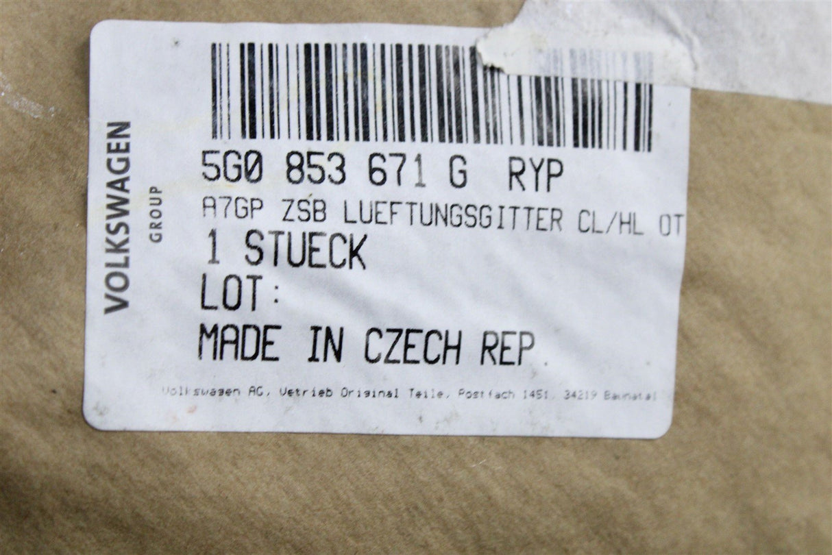 VW Golf MK7.5 2017-19 front bumper centre grill (lower) 5G0853671G RYP