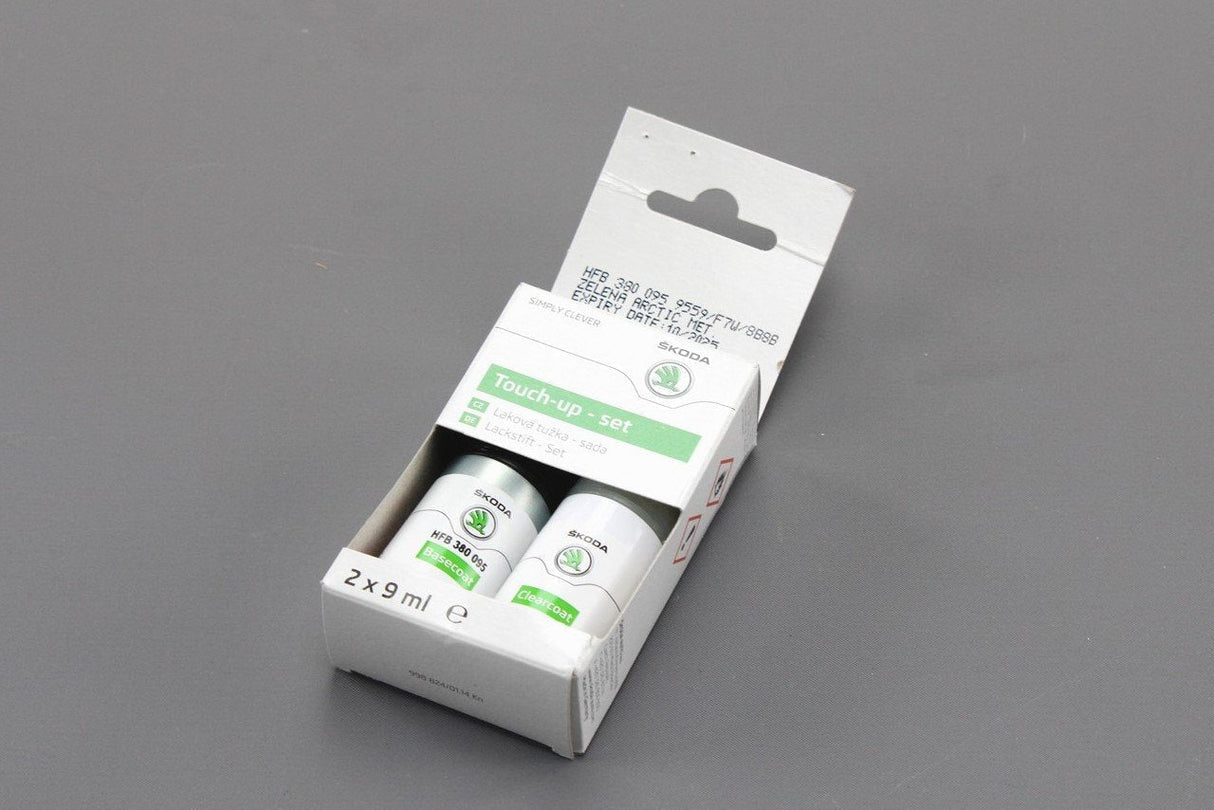 Skoda touch up paint stick set Arctic Green metallic 8B8B HFB380095