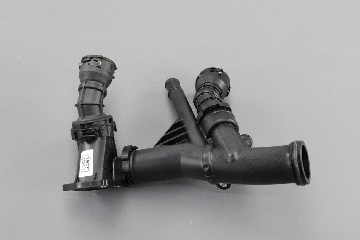 VW Audi Skoda coolant thermostat housing pipes (2.0 TDI) 04L121026F