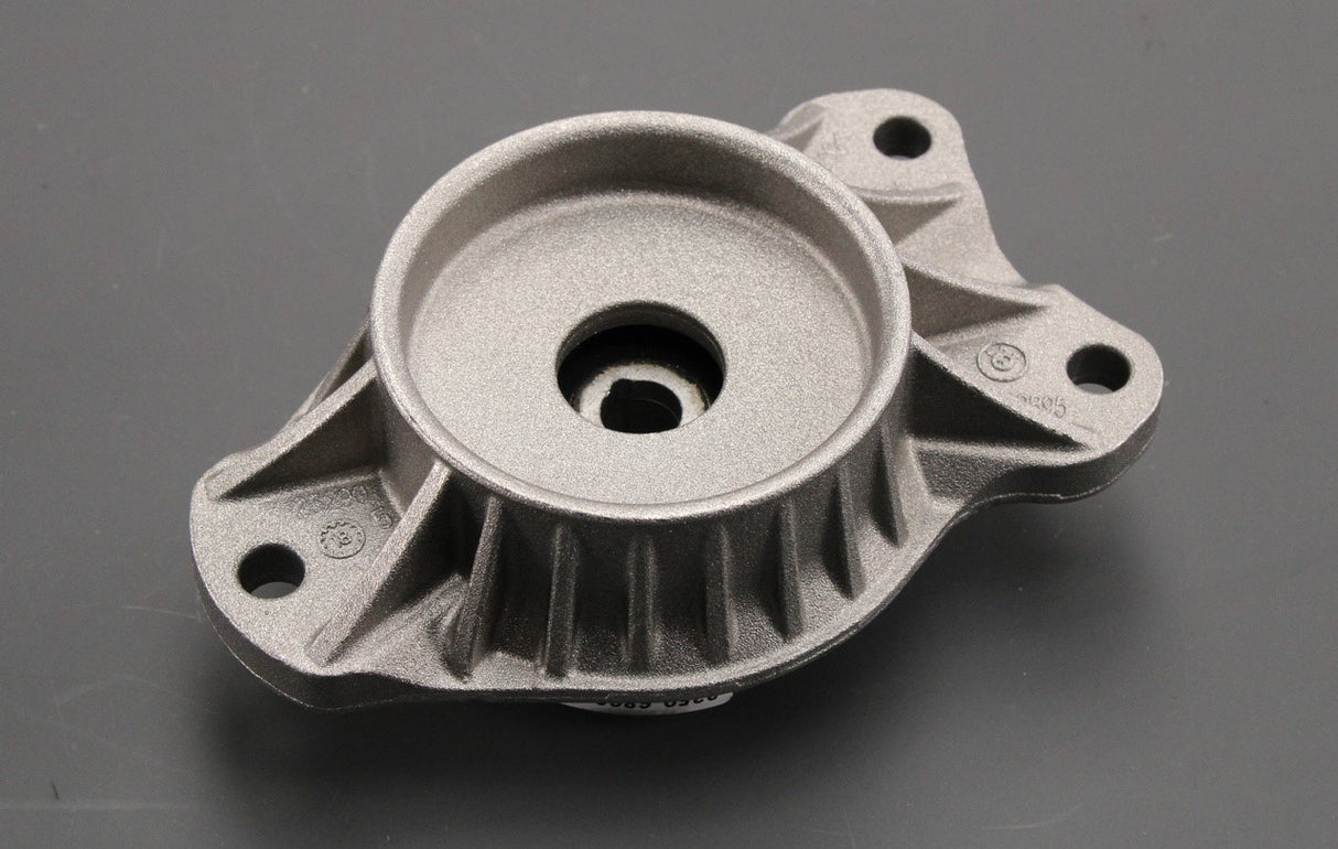 BMW F11 2010-14 F07 GT 2009 -13 top strut mount (rear) 33506863340