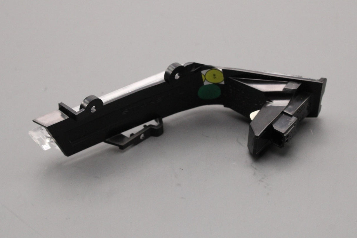 Audi e-tron 2019-on wing mirror turn signal indicator (left) 4KE949127